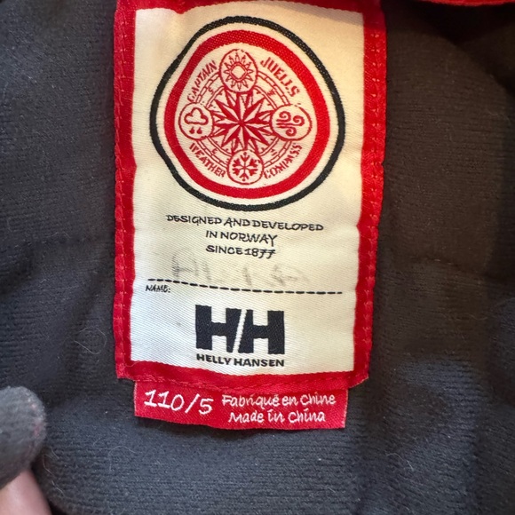 Unisex Helly Hansen one piece ski suit. - Picture 3 of 6